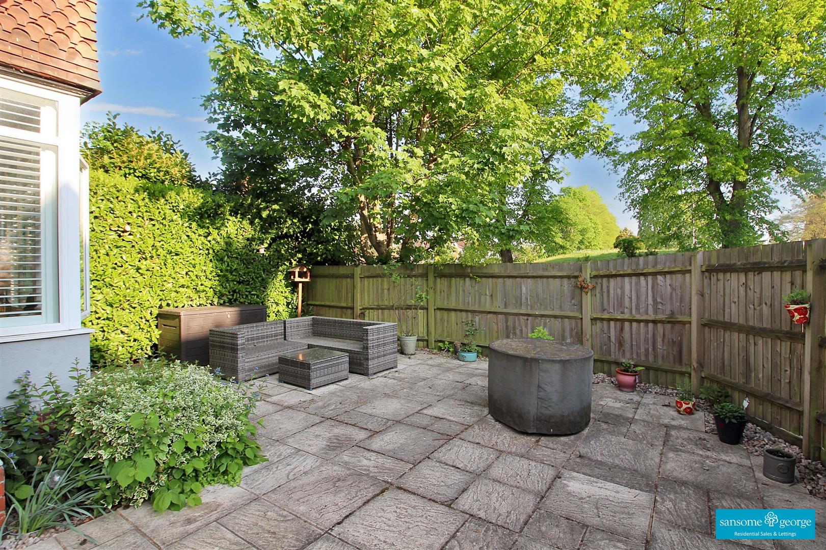 1 bed property in Tilehurst Road, Reading